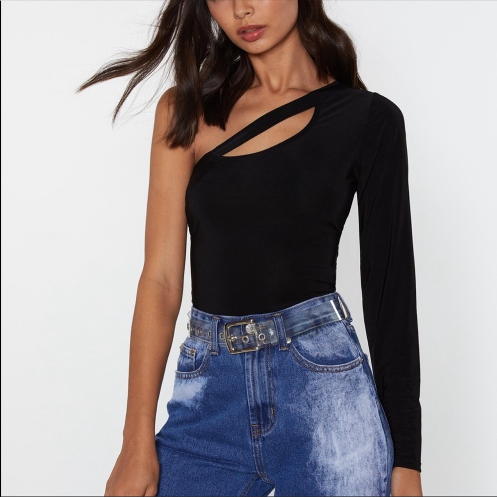 one shoulder cutout top